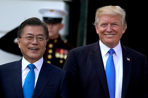 文在寅籲美重視朝鮮核武  專家：應舉行高峰會