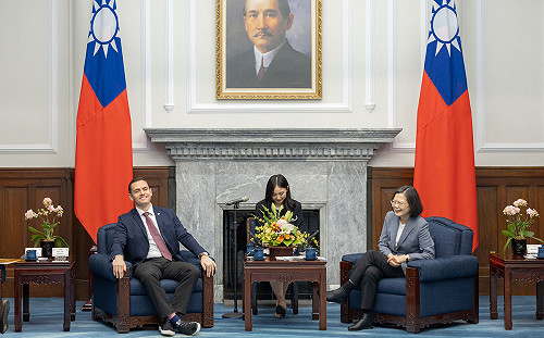 蓋拉格大讚有領導力與遠見　邀蔡英文卸任後赴美政界試身手