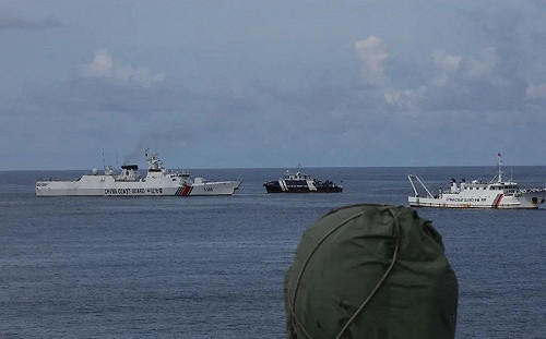 菲總統：中國海軍艦艇現身黃岩島「令人擔憂」 陸外交部未否認