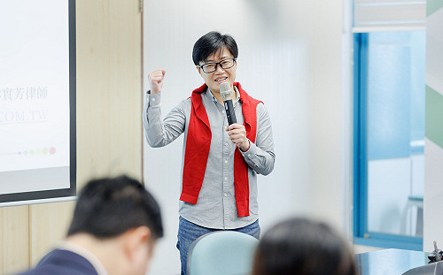 民進黨青年論壇登場 楊懿珊談思考：不能用30秒短影音影響發展