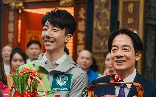 積極布局空戰  賴清德、吳崢合體拍影片  網路節目《老闆叫我開直播》 20日登場！　