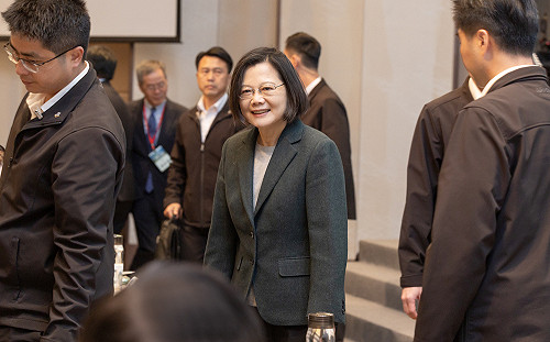 細數8年能源轉型成果 蔡英文：政府是邁向淨零的後盾