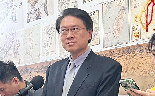 勤走雙北有意尋下一步？ 林右昌笑回「我還去了高雄」