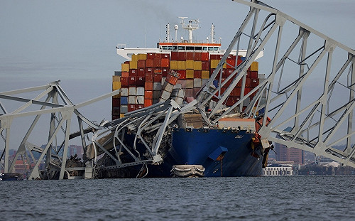 撞毀巴爾的摩大橋星籍貨船找到黑盒子 尋獲2遺體