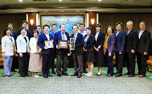 東京都荒川區議員團拜訪高雄府會 盼取經城市建設經驗