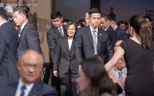 美商會謝年飯感性告別 蔡英文提賴清德接棒：台灣將持續在正確的方向上