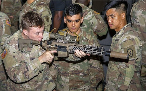 美空降101師換新槍！6.8公釐成主流 台灣XT-112恐怕得跟進