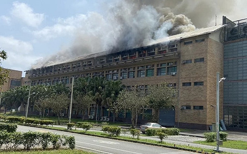 疑地震震倒化學物質釀災 東華大學理工館儲禁水物質灌救難