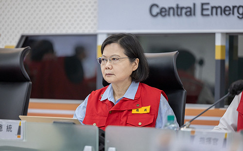 花蓮7.2強震  蔡英文坐鎮應變中心：感謝世界各國慰問、台灣備感溫暖