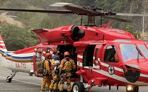 花蓮強震705人仍受困山區 今空投物資.全力搶通道路
