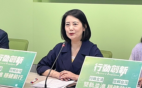 民主基金會開會再爆「卡韓」  綠黨團籲再查證：通知有書面送達 