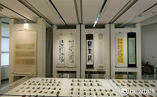 疫情展紙磨墨伏案創作書畫印藝  黃程瑋書篆展明宗館磅礡登場