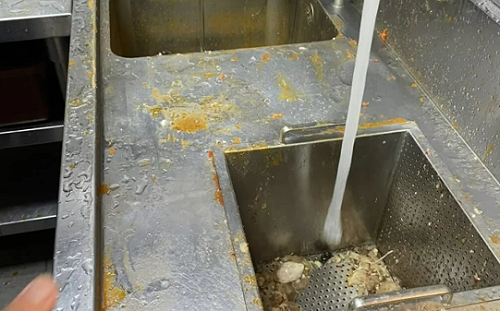 初瓦、嚮辣疑諾羅病毒釀禍！逾百人就醫  王品致歉提3補償措施