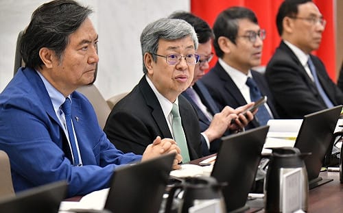推動軍中轉型正義教育養成! 陳建仁指示國防部一個月內設諮詢小組