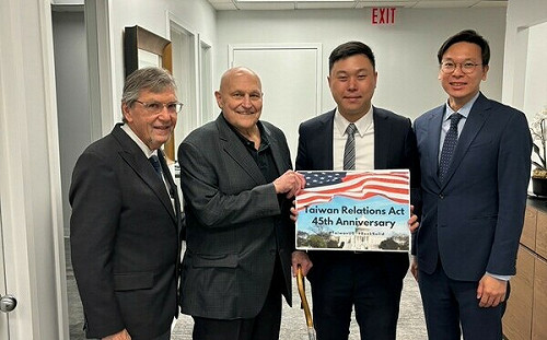 台灣關係法45週年 李問赴美拜訪當年〈台灣關係法〉起草團隊