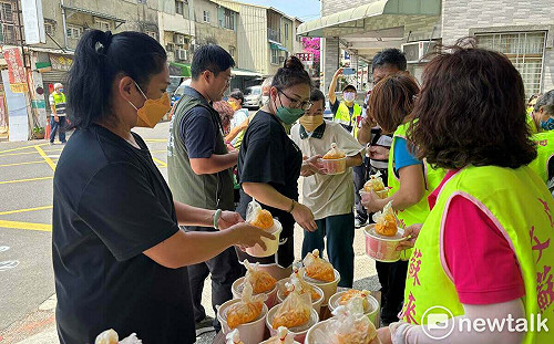 愛心餐食活動再一波  立委林俊憲偕民間力量關懷弱勢