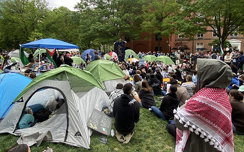 美校園挺巴示威延燒 警清除兩大學營地逮捕150人