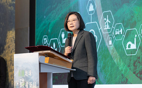 學者批蔡英文天真 問台灣要消滅中華民國還是被消滅