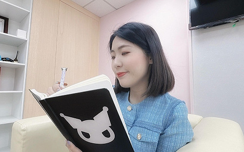 管仁健觀點》徐巧芯為何要寫「酷洛米筆記本」？