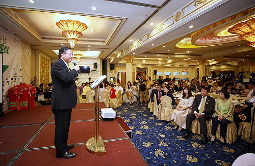 鄭文燦首度訪南加州 僑界晚宴爆桌人氣夯