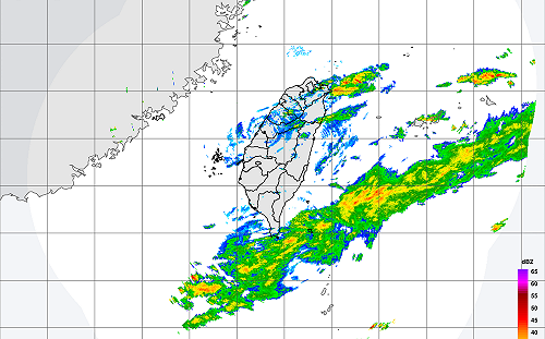 鋒面遠離全台回溫 東邊局部雷雨西半部日夜溫差大