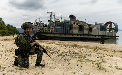 圍堵中共! 美軍陸戰隊轉型濱海作戰團 中媒酸：連彈藥都不夠!
