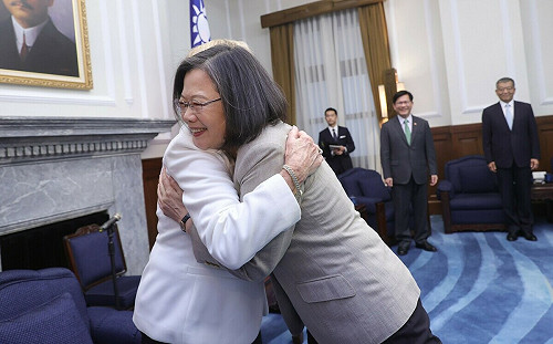 蔡英文接見加拿大就職慶賀團 盼訪賓繼續挺台灣