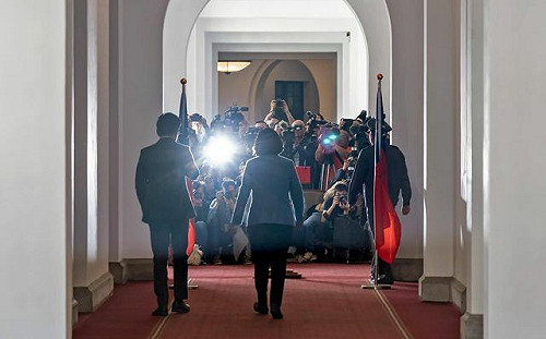 難忘蔡英文婚姻平權前夕一句話 張惇涵感性祝福「畢業快樂」