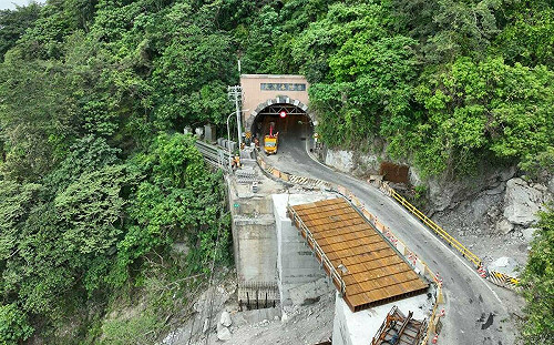 台9線下清水橋搶修進度曝！公路局：最快5月底開放大車通行