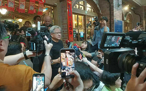 強調NVIDIA與台灣密不可分  黃仁勳真情流露喊「我愛台灣！」