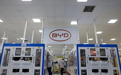 中國景氣刺激奏效？ 財新11月中國製造業PMI創近五月新高