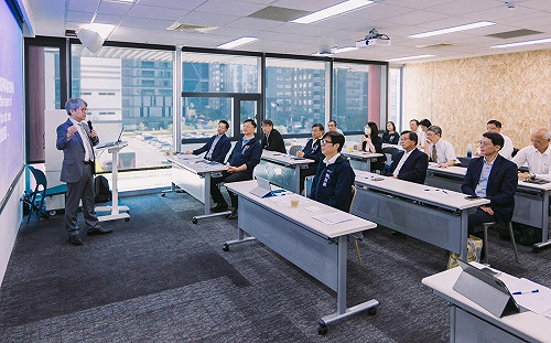 高市淨零學院半年培訓逾千人 陳其邁要求局處首長取得三證照