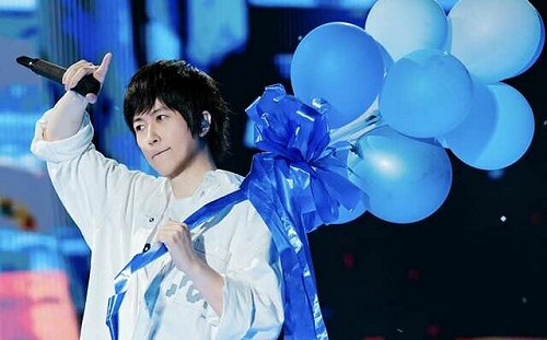 做效果？「我們中國人」吃烤鴨挨罵   阿信：世間沒有後悔藥