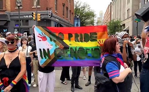 (影) 「哈衛兵」美、法都鬧事! 紐約阻擋同性戀驕傲遊行 巴黎砸毀麥當勞