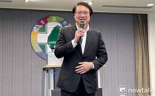 林右昌就任黨秘書長 要深入基層「推動民進黨進化」