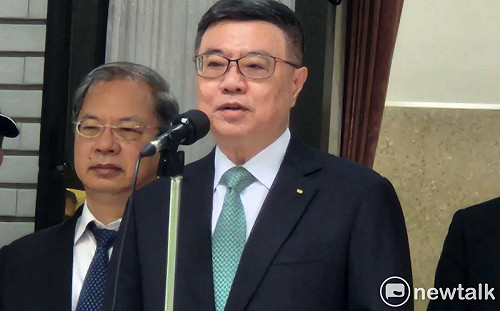 卓榮泰開戰藍白 回嗆「我跟黃國昌誰公信度比較強社會來公斷」 