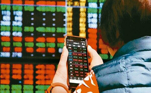 小資入手台積電選擇+1!0052將「1拆7」 每張可望不到3.3萬元