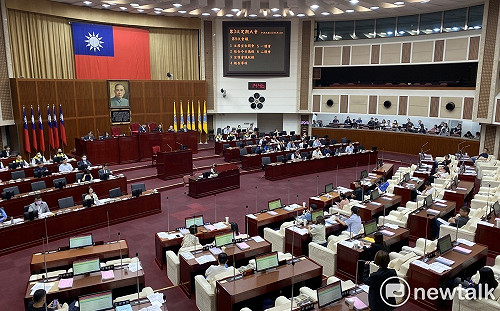 綠轟政黨協商大巨蛋辦演唱會「蔣市府甩鍋」 議長：參不參加 悉聽尊便 