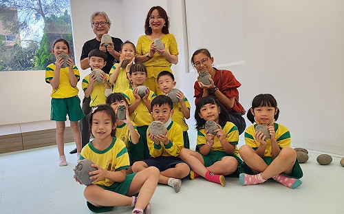 《玩•頑石》黃瀅權石雕創作展高雄登場 歡迎小朋友適度觸摸分享