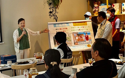 王美花憶昔獲贈台南芒果 蘇貞昌驚覺：我沒有吃到