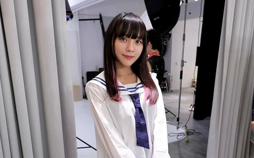 雄女迎百年校慶 黃捷穿日治時期制服拍攝超吸睛!