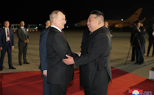 普丁訪平壤、金正恩接機！錦繡山迎賓館會談聚焦能源供給、軍事同盟