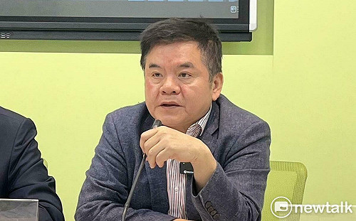 柯文哲政治獻金假帳爭議未平 綠黨團提議：交第三方公正查核 