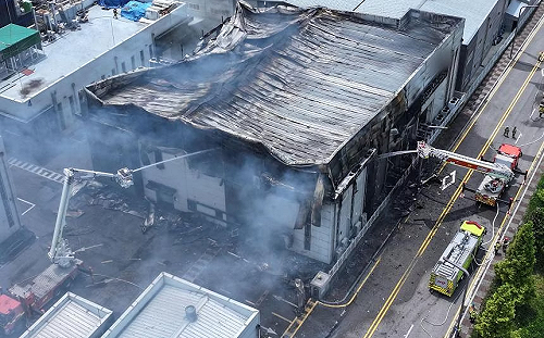 南韓鋰電池工廠大火 火場已發現20具遺體