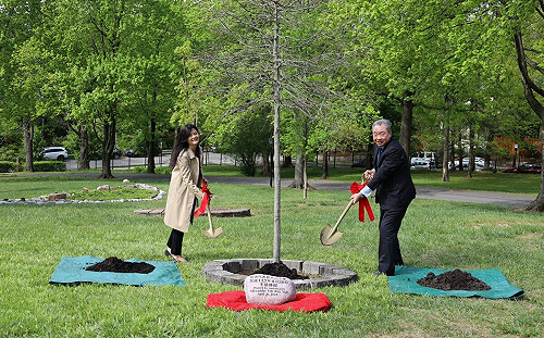 駐美代表俞大㵢被爆打著蕭美琴名號耍豪奢 老婆耍大牌