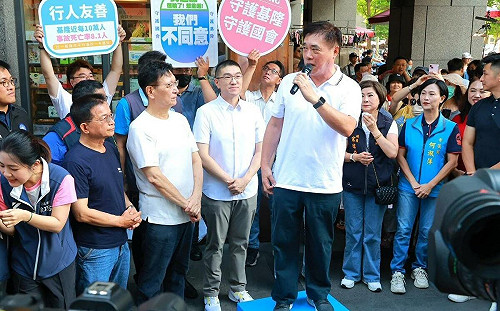 昔戰基隆立委慘敗　郝龍斌現身挺謝國樑拚雪恥