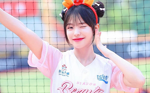 李多慧狂嗑「韓國零食」遭小龍女集體公審！網笑：想念家鄉味