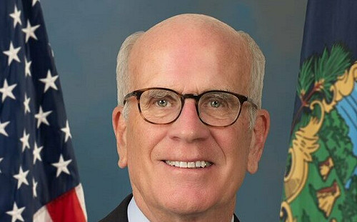 民主黨參議員他開第一槍! 他叫拜登別選了 克隆尼 : 拜登仍在「災難狀態」