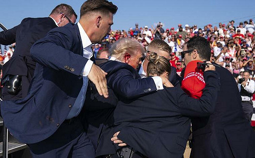 川普造勢遭槍擊2死2重傷! 「槍手埋伏會場外高處狙擊未接受安檢」