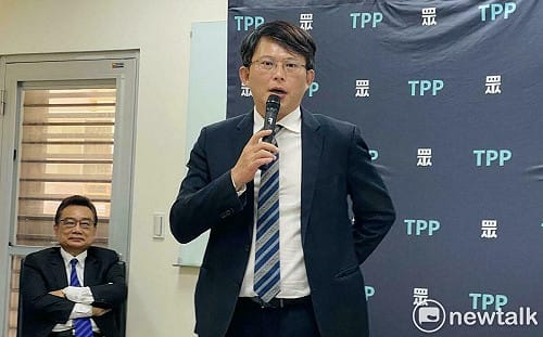 嗆翁柏宗連被提名NCC委員資格都沒 黃國昌：行政院先撤回重提名 